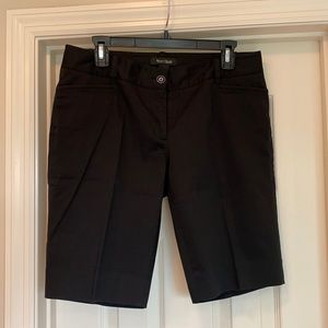 WHBM Slim Bermuda Short